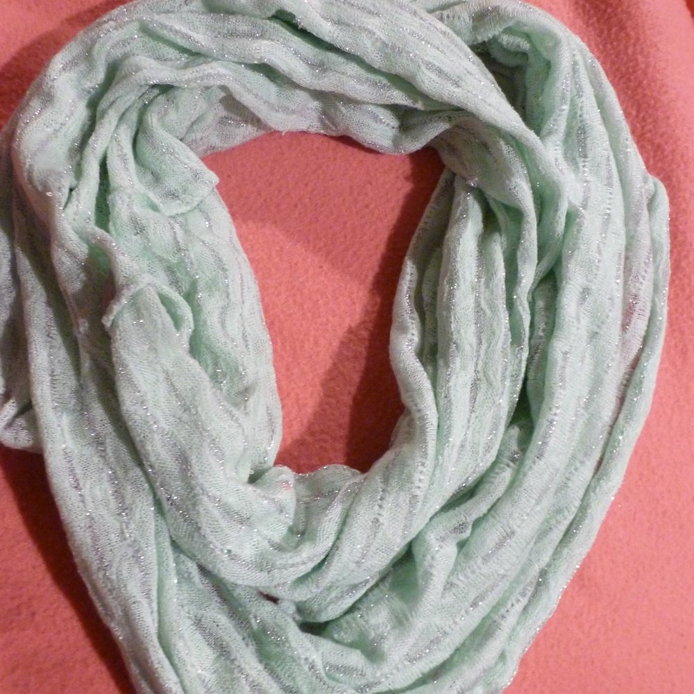 Vanity MINT GREEN/ SILVER SPARKLE  NFINITY SCARF